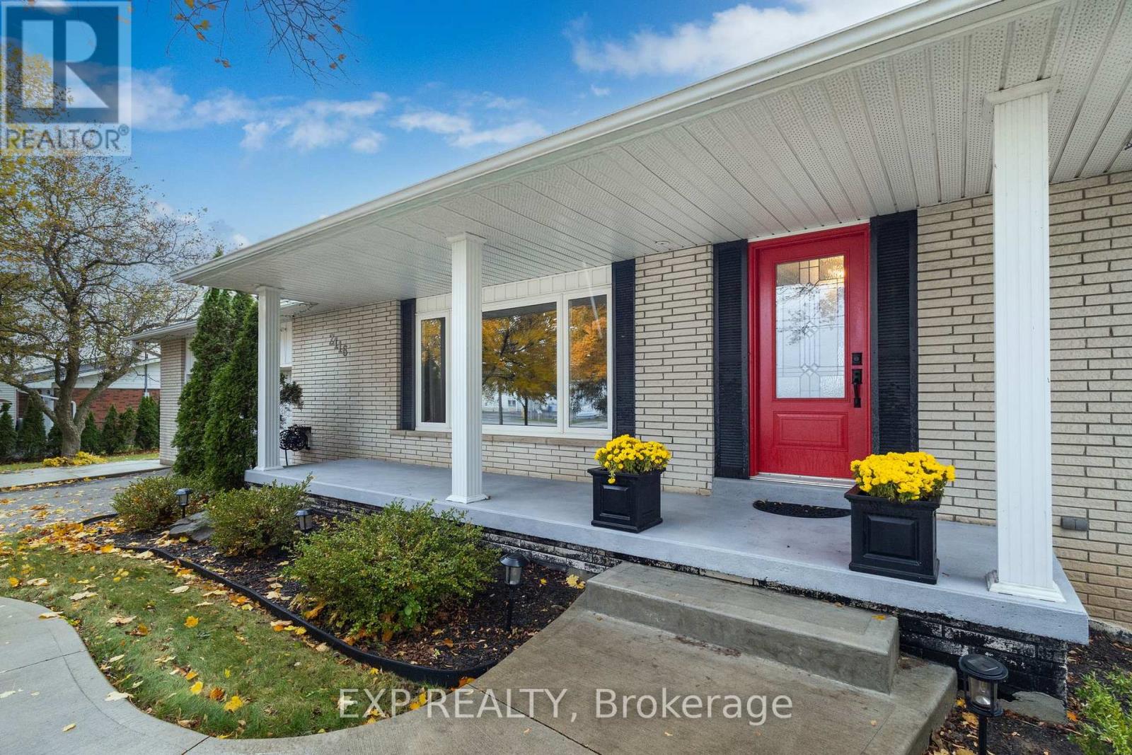 2116 BINBROOK ROAD E, Hamilton, Ontario