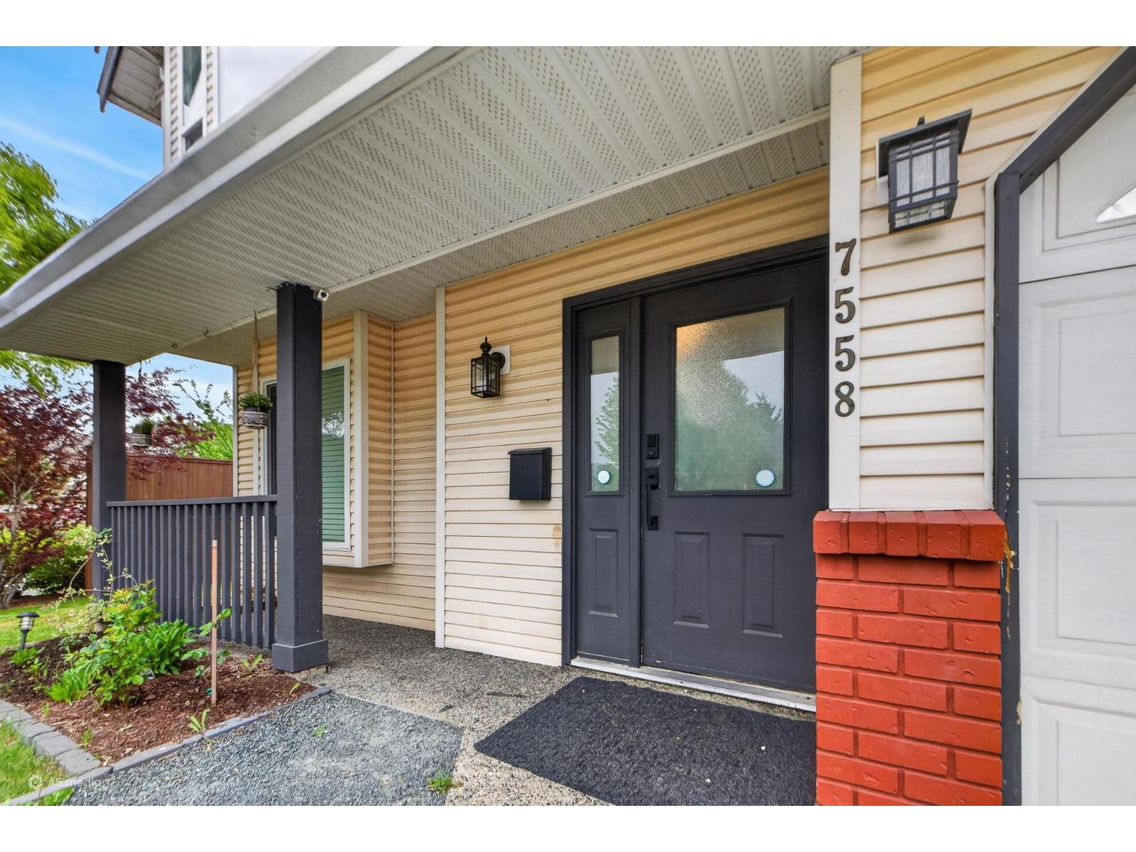 7558 Garnet Drive, Sardis West Vedder, Chilliwack, British Columbia  V2R 3A9 - Photo 5 - R3123561