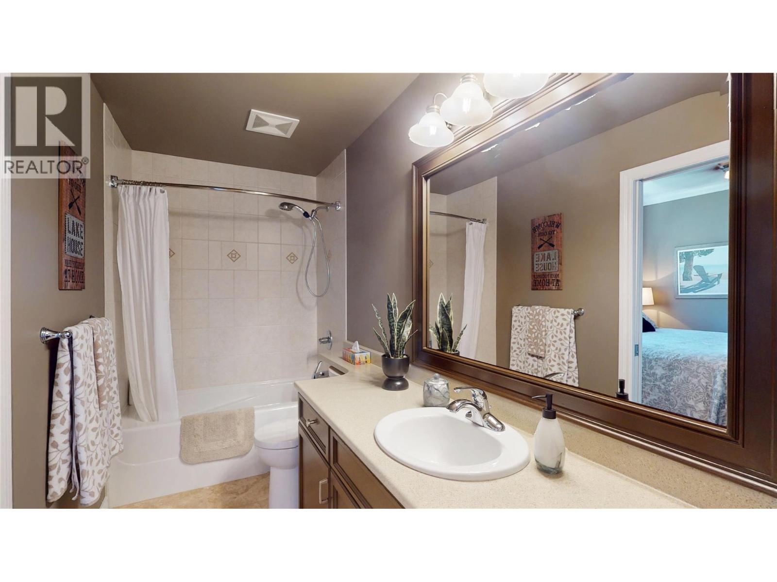 4200 Beach Avenue Unit# 305, Peachland, British Columbia  V0H 1X6 - Photo 23 - 10387024