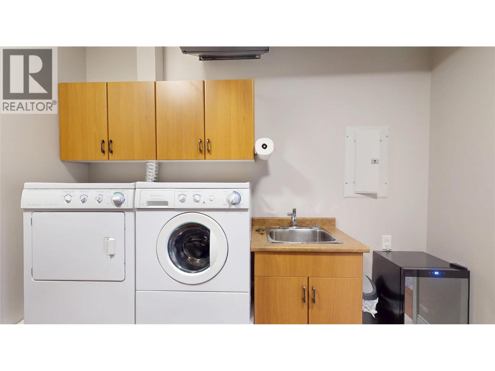 4200 Beach Avenue Unit# 305, Peachland, British Columbia  V0H 1X6 - Photo 30 - 10387024