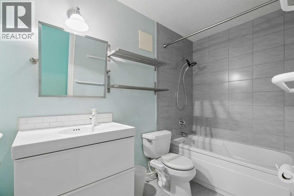 164 Sun Valley Drive Se, Calgary, Alberta  T2X 2C1 - Photo 30 - A2307742