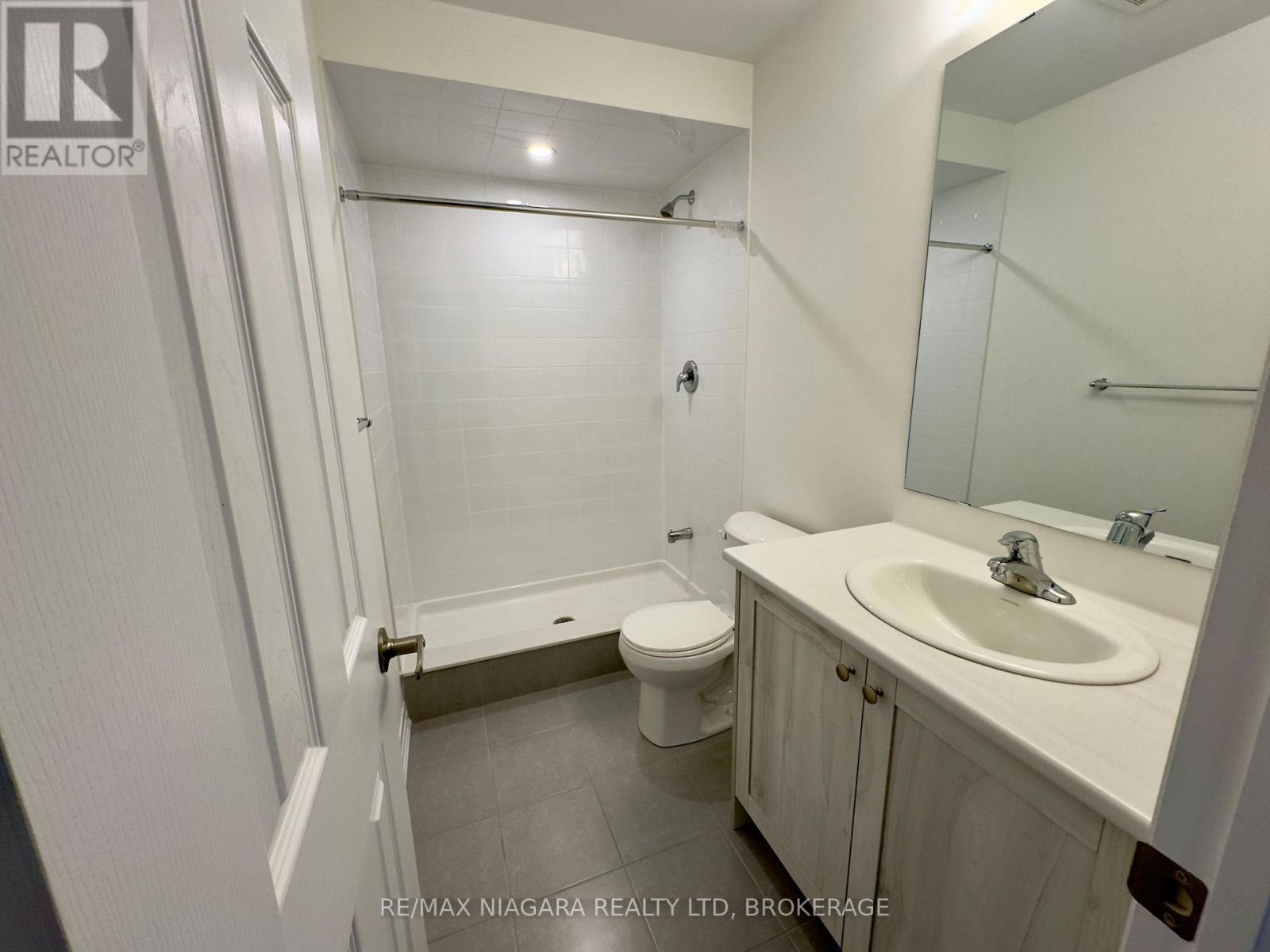 55 Gunnel Road, Welland, Ontario L3B 0P1 - Photo 11 - X13131802