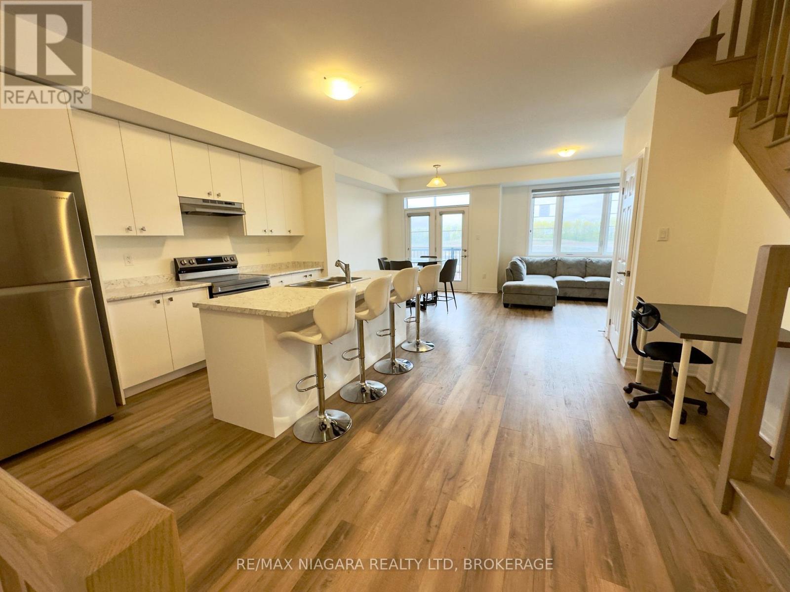 55 Gunnel Road, Welland, Ontario L3B 0P1 - Photo 4 - X13131802