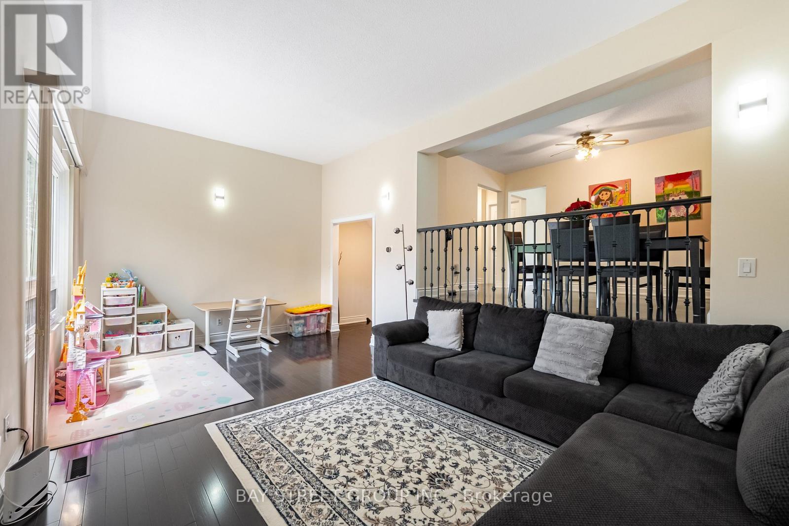 8 Paul Markway, Toronto, Ontario  M2H 1S7 - Photo 11 - C13131818