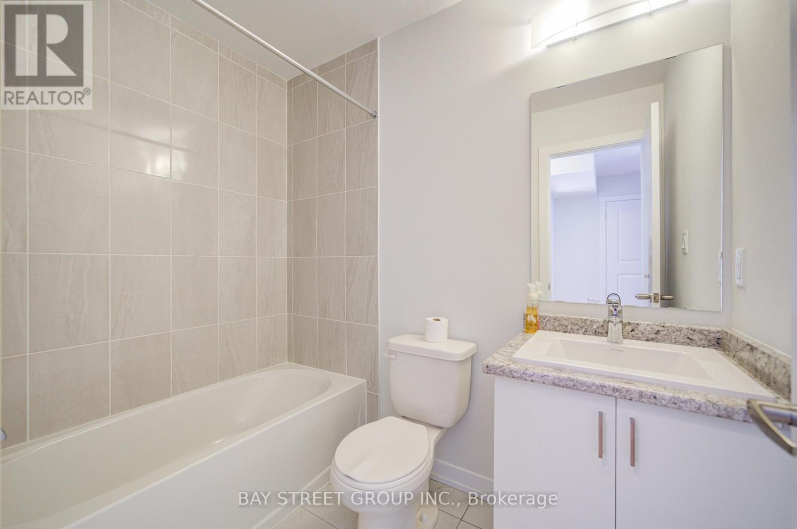 36 Danielle Moore Circle, Toronto, Ontario  M1P 2S7 - Photo 12 - E13131792