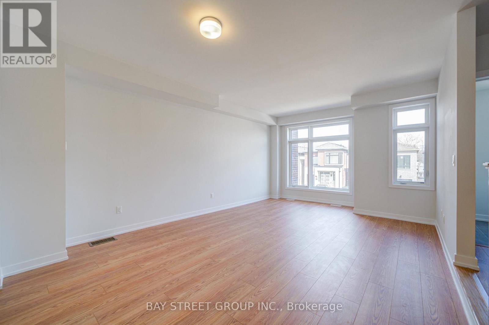 36 Danielle Moore Circle, Toronto, Ontario  M1P 2S7 - Photo 16 - E13131792