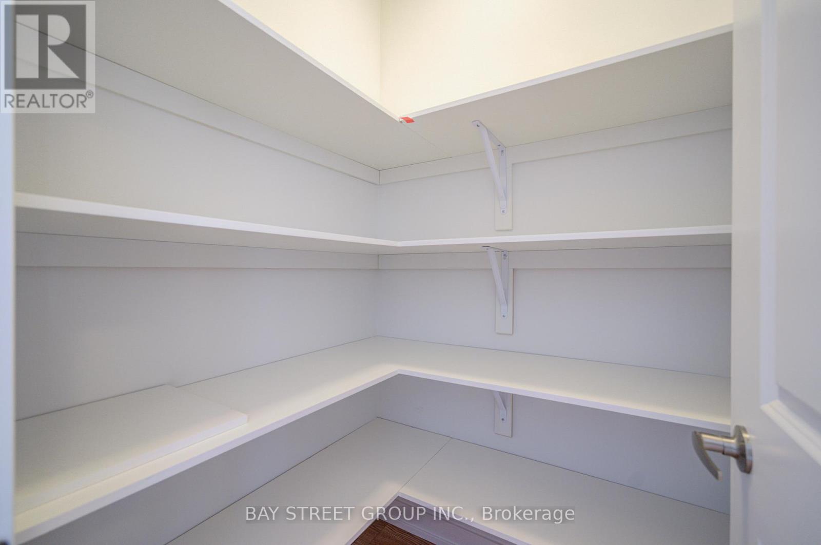 36 Danielle Moore Circle, Toronto, Ontario  M1P 2S7 - Photo 20 - E13131792