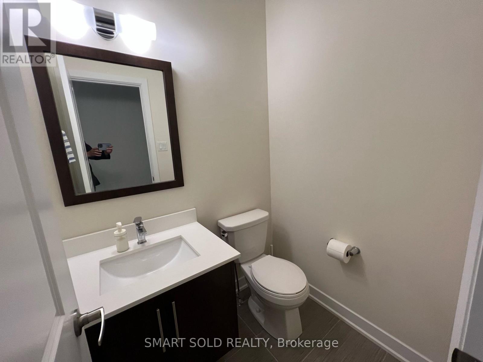 84 - 80 Donald Fleming Way, Whitby, Ontario  L1R 0N8 - Photo 10 - E13131798