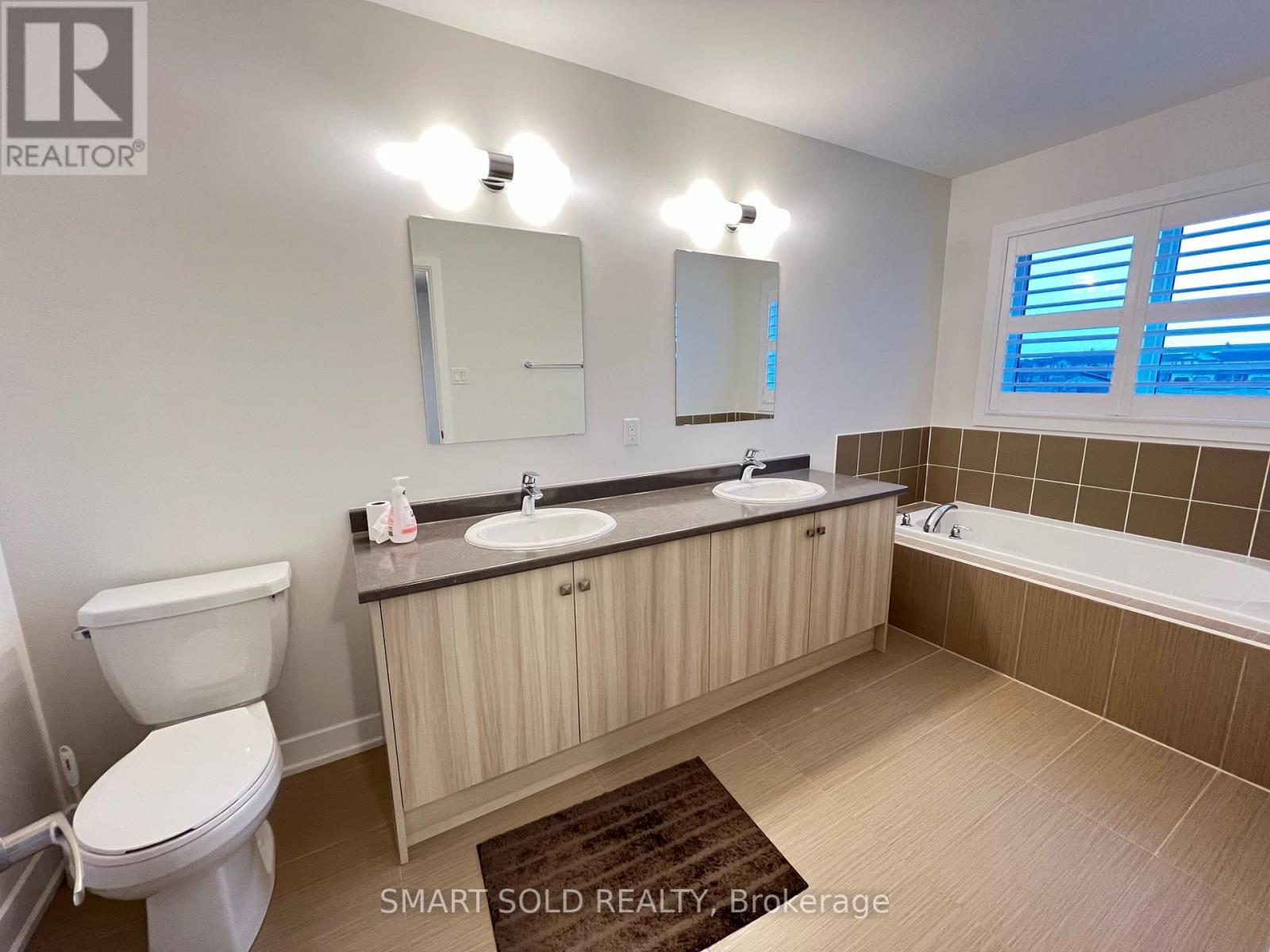 84 - 80 Donald Fleming Way, Whitby, Ontario  L1R 0N8 - Photo 14 - E13131798