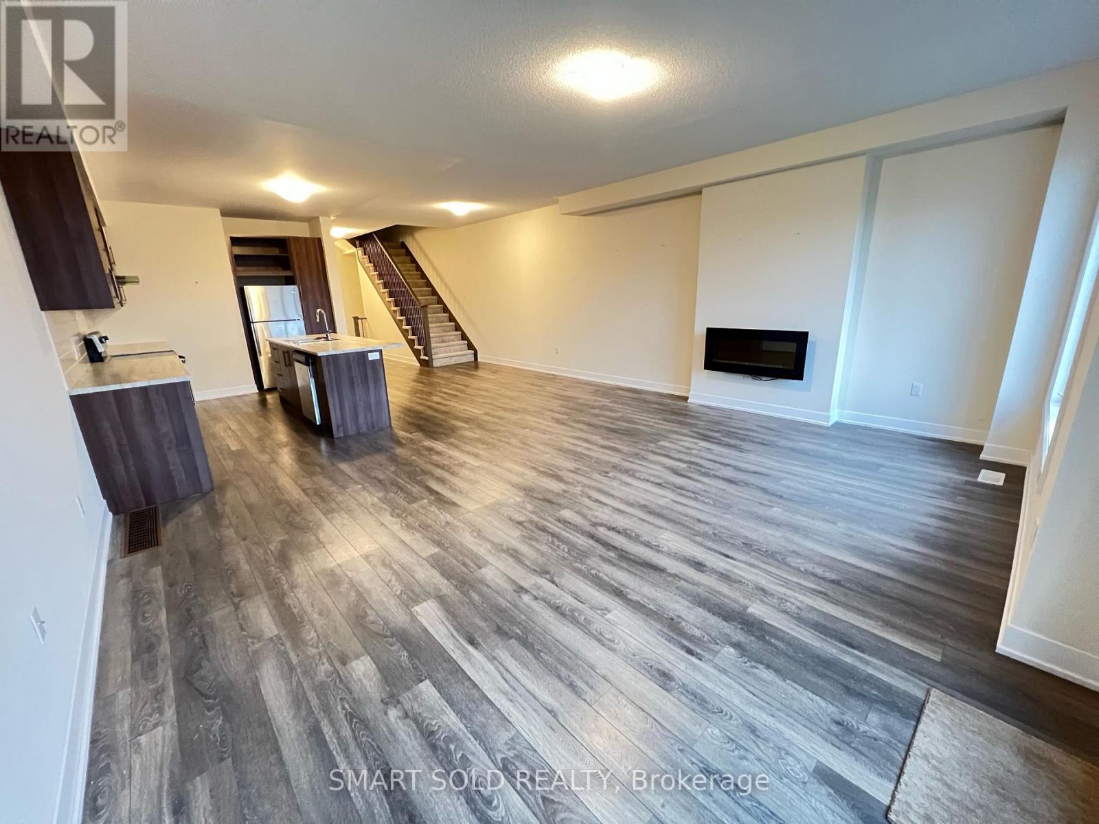 84 - 80 Donald Fleming Way, Whitby, Ontario  L1R 0N8 - Photo 7 - E13131798
