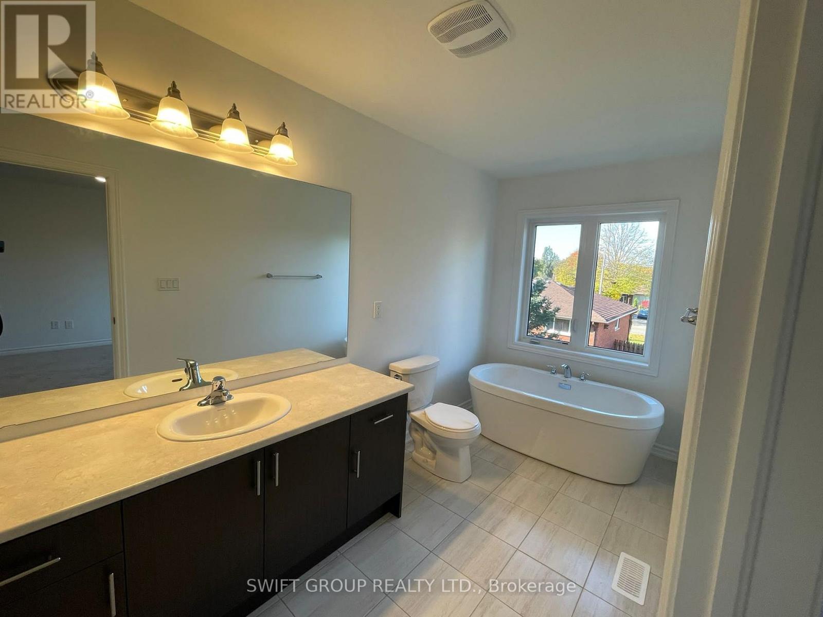 272 Okanagan Path, Oshawa, Ontario  L1H 0A7 - Photo 28 - E13131810