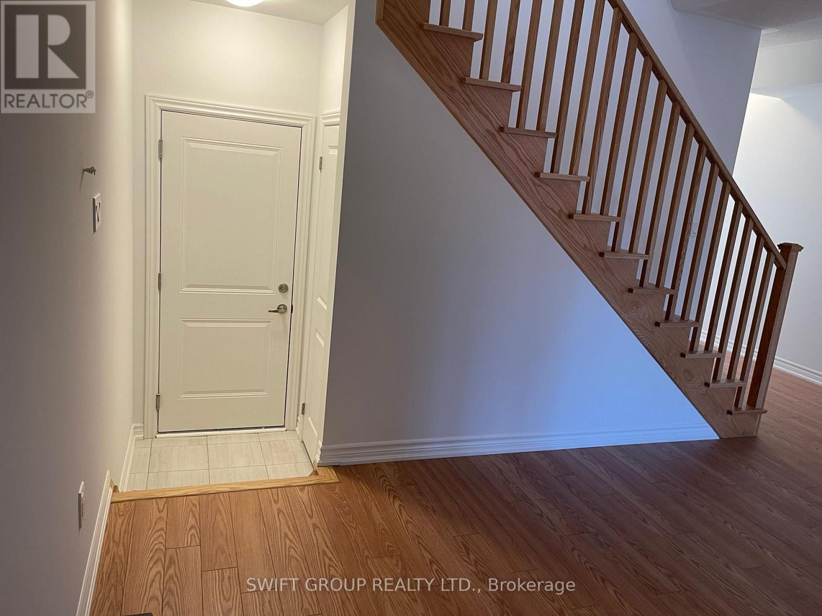 272 Okanagan Path, Oshawa, Ontario  L1H 0A7 - Photo 6 - E13131810