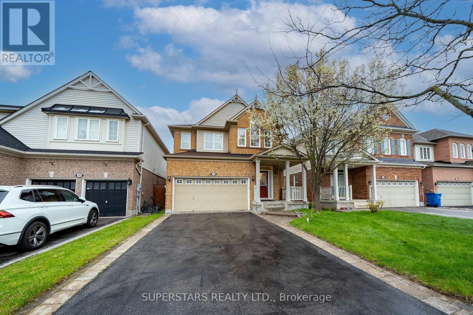 22 Merdock Court, Whitchurch-Stouffville, Ontario  L4A 0A9 - Photo 2 - N13131820