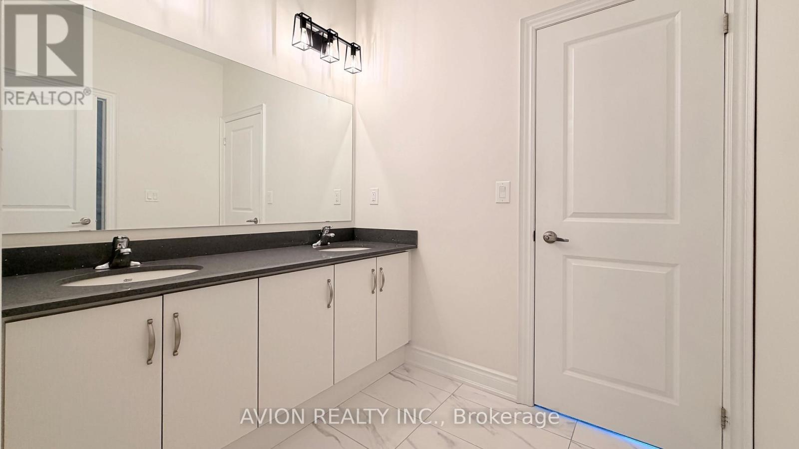 76 Maple Fields Circle, Aurora, Ontario  L4G 3X6 - Photo 17 - N13131822