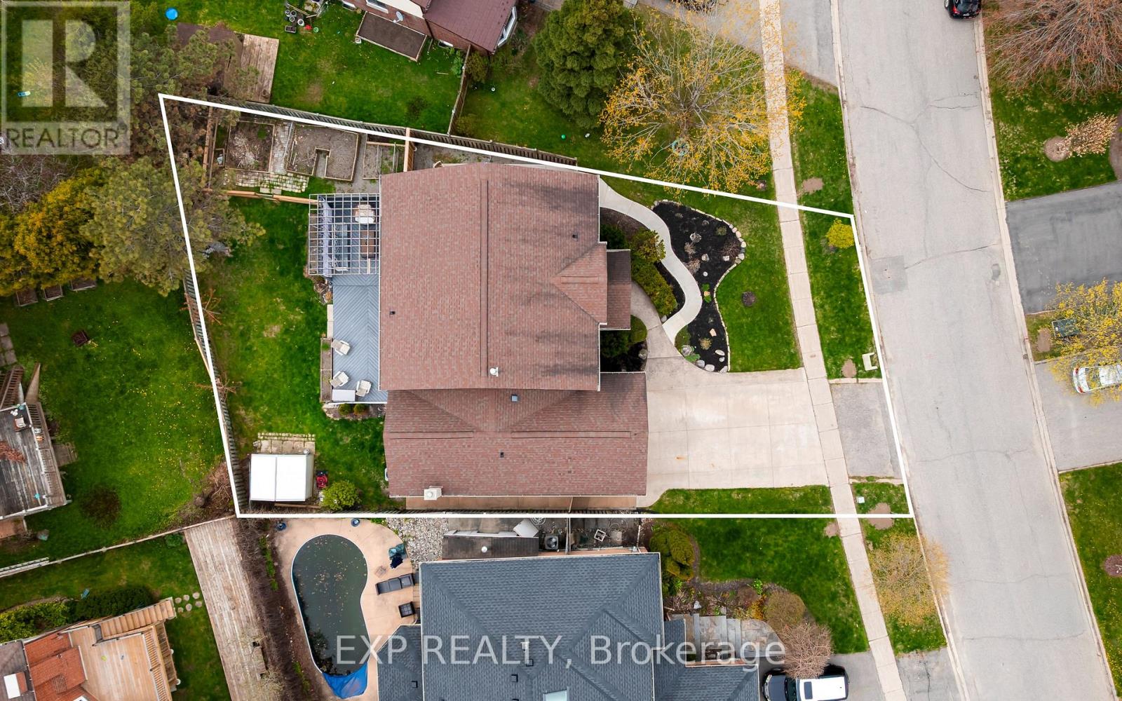 218 Kensington Place, Orangeville, Ontario  L9W 4G7 - Photo 2 - W13131814