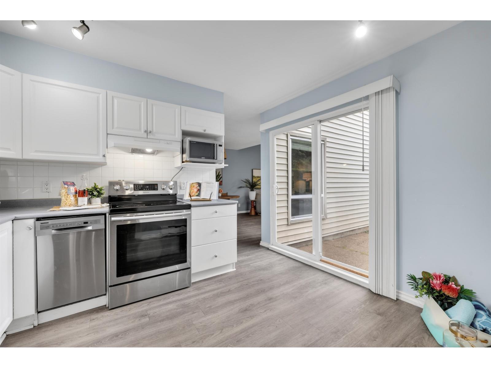 6226 E Greenside Drive, Surrey, British Columbia  V3S 5M8 - Photo 10 - R3123454