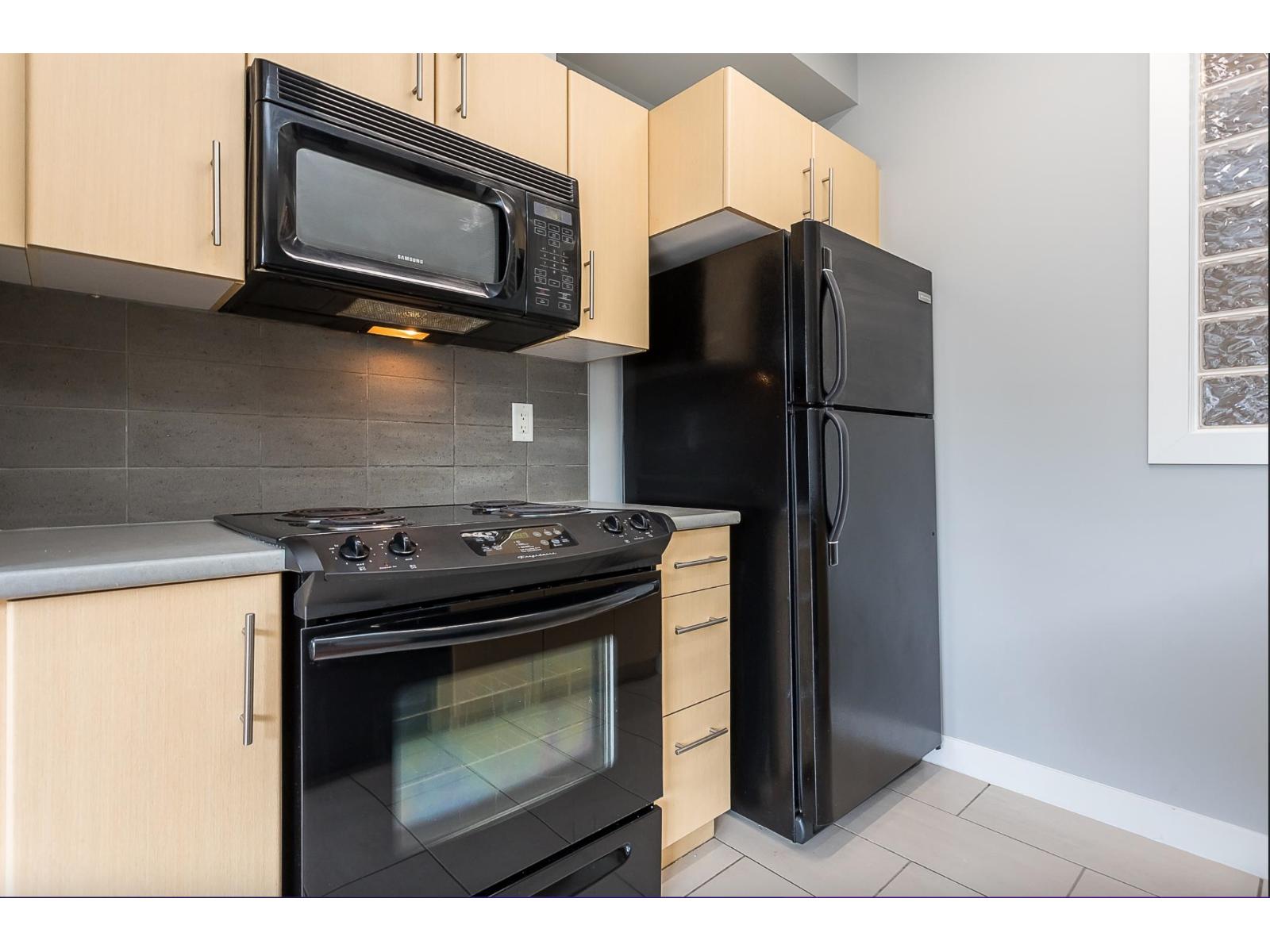 301 33546 Holland Avenue, Abbotsford, British Columbia  V2S 0C1 - Photo 15 - R3123931