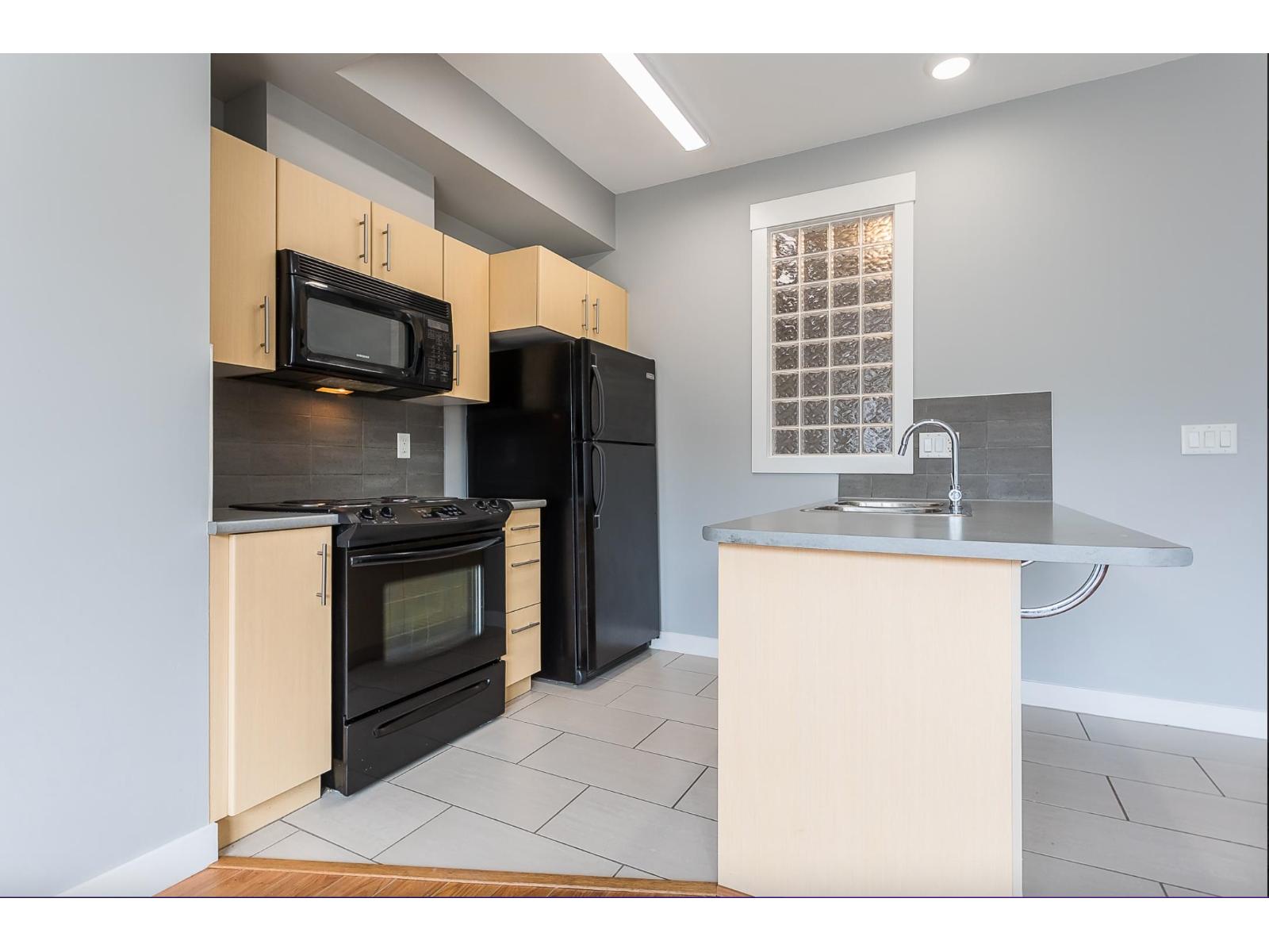 301 33546 Holland Avenue, Abbotsford, British Columbia  V2S 0C1 - Photo 16 - R3123931