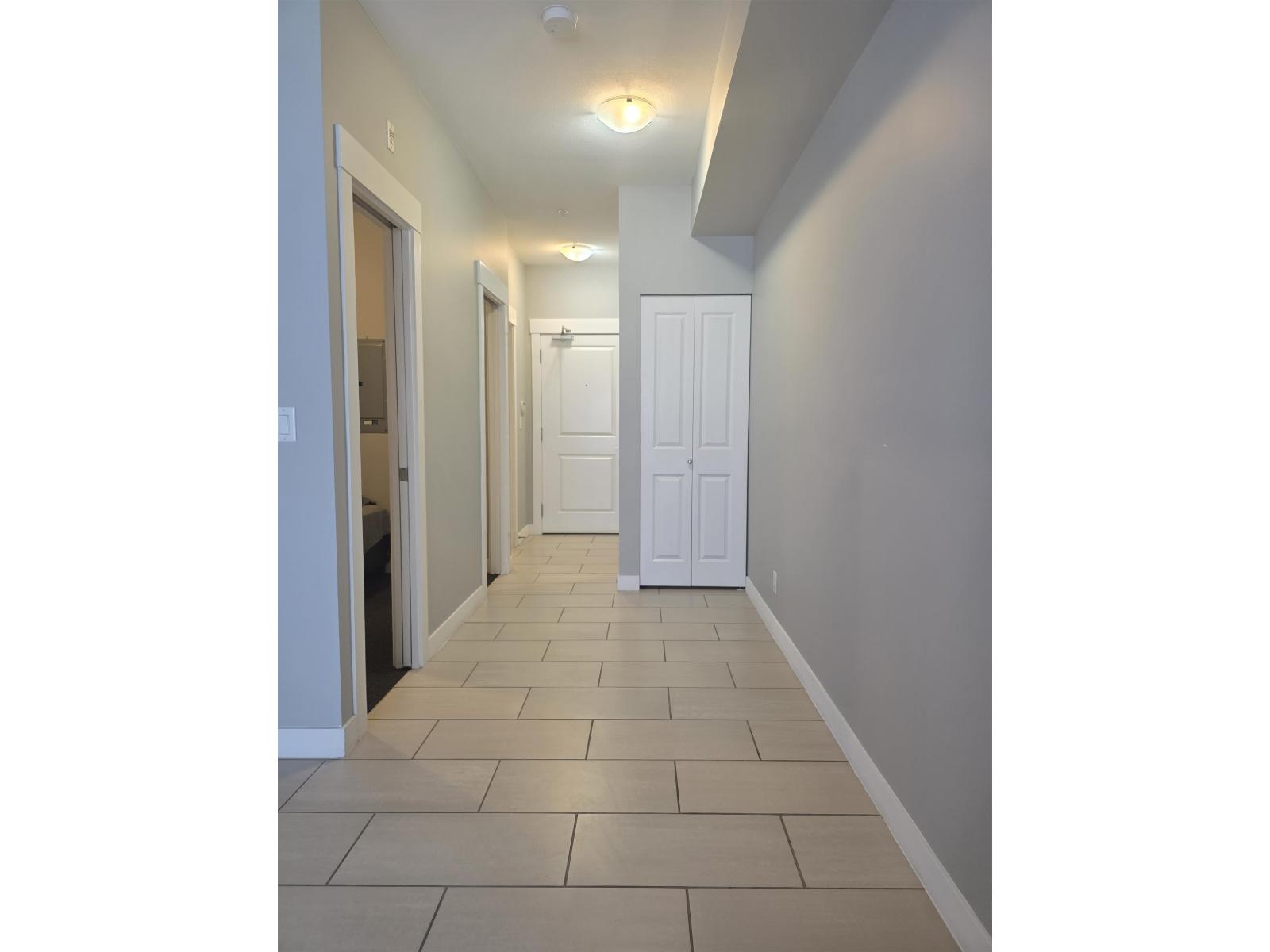 301 33546 Holland Avenue, Abbotsford, British Columbia  V2S 0C1 - Photo 7 - R3123931