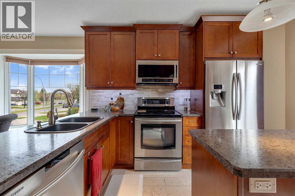 16371 Somercrest Street Sw, Calgary, Alberta  T2Y 3M6 - Photo 8 - A2310850