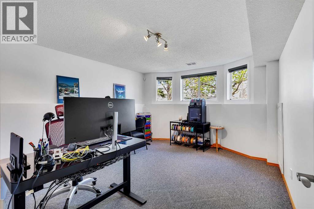 16371 Somercrest Street Sw, Calgary, Alberta  T2Y 3M6 - Photo 27 - A2310850