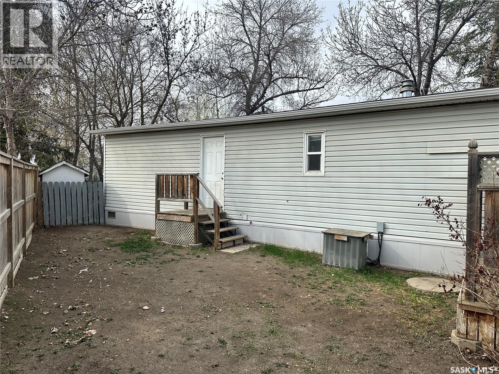 53 219 Grant Street, Saskatoon, Saskatchewan  S7N 2A5 - Photo 5 - SK036101