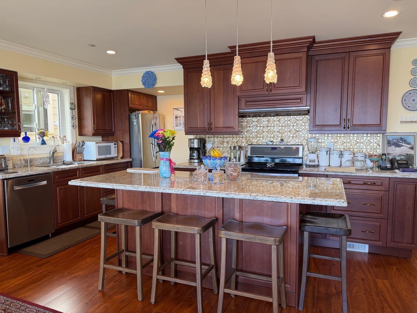 15440 Victoria Avenue, White Rock, British Columbia  V4B 1H3 - Photo 4 - R3124076