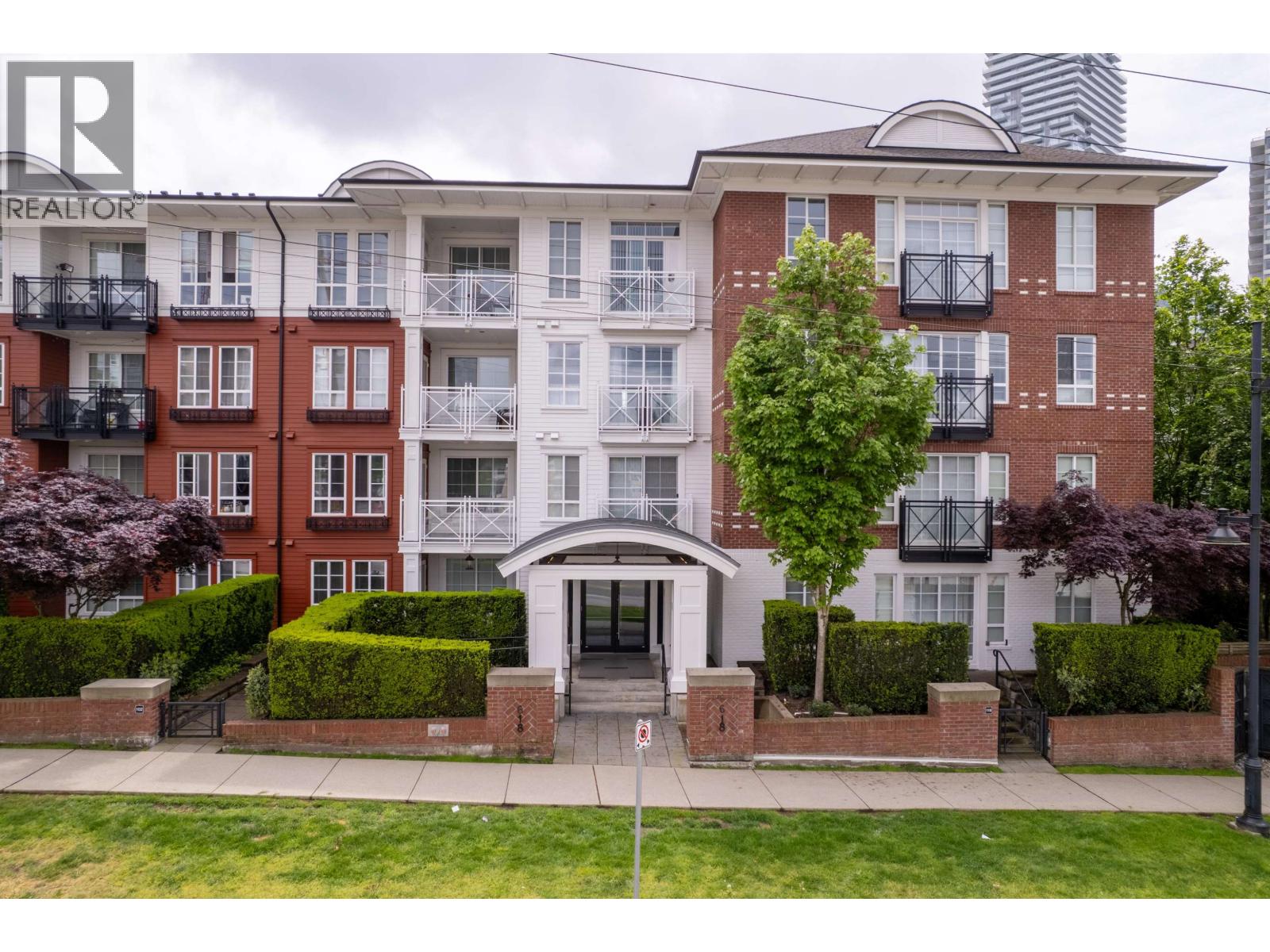 108 618 COMO LAKE AVENUE, Coquitlam, British Columbia