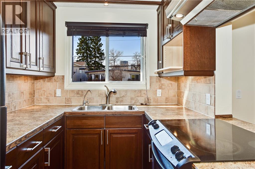 10, 123 13 Avenue Ne, Calgary, Alberta  T2E 1B5 - Photo 3 - A2310487