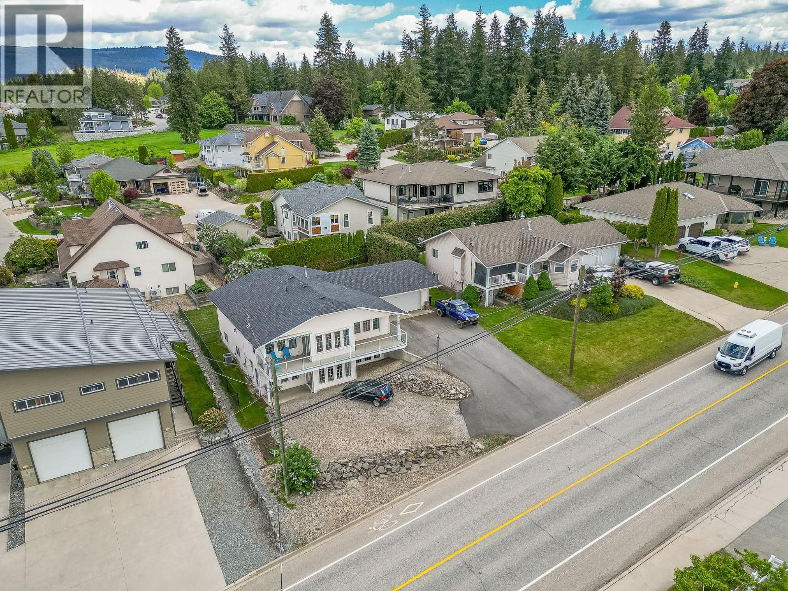 430 20 Street SE, Salmon Arm, British Columbia  V1E 1J4 - Photo 7 - 10376552