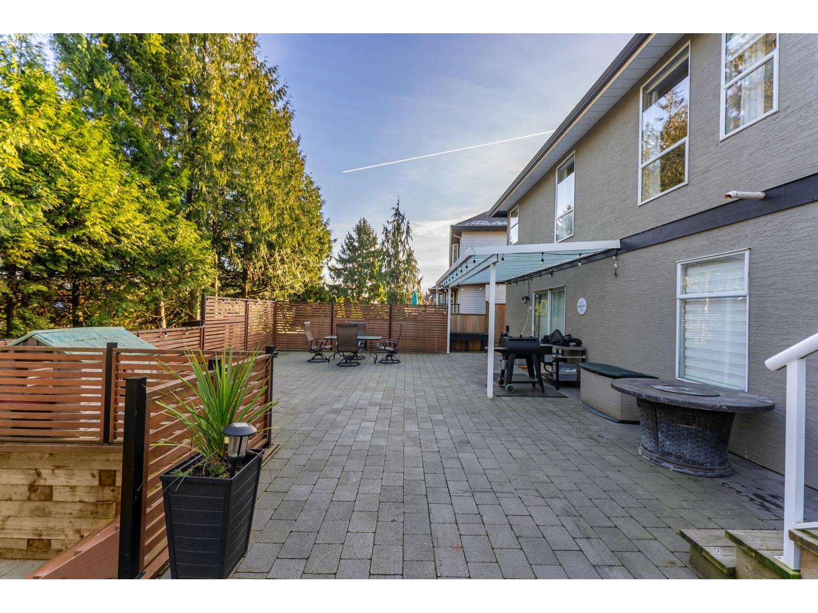5912 190a Street, Surrey, British Columbia  V3S 7W3 - Photo 33 - R3102578