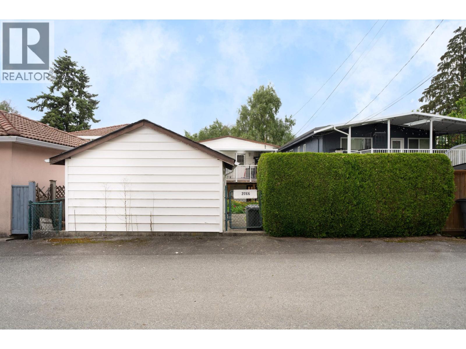 2066 E 23rd Avenue, Vancouver, British Columbia  V5N 2V1 - Photo 32 - R3124077