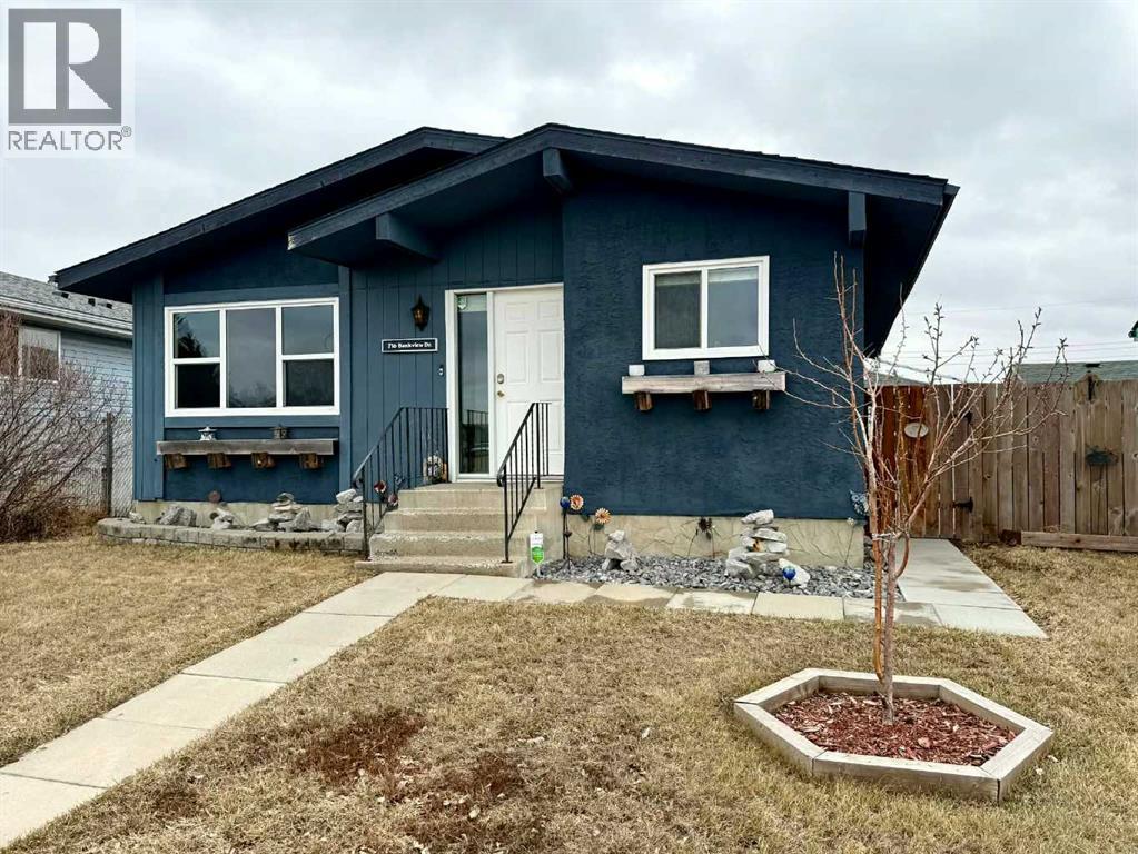 716 Bankview Drive, Drumheller, Alberta