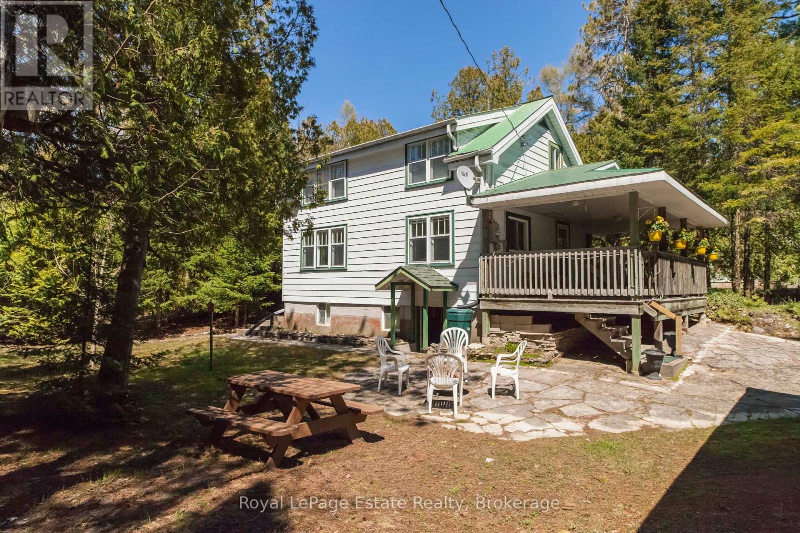 138 Third Avenue N, South Bruce Peninsula, Ontario  N0H 2G0 - Photo 2 - X13131906