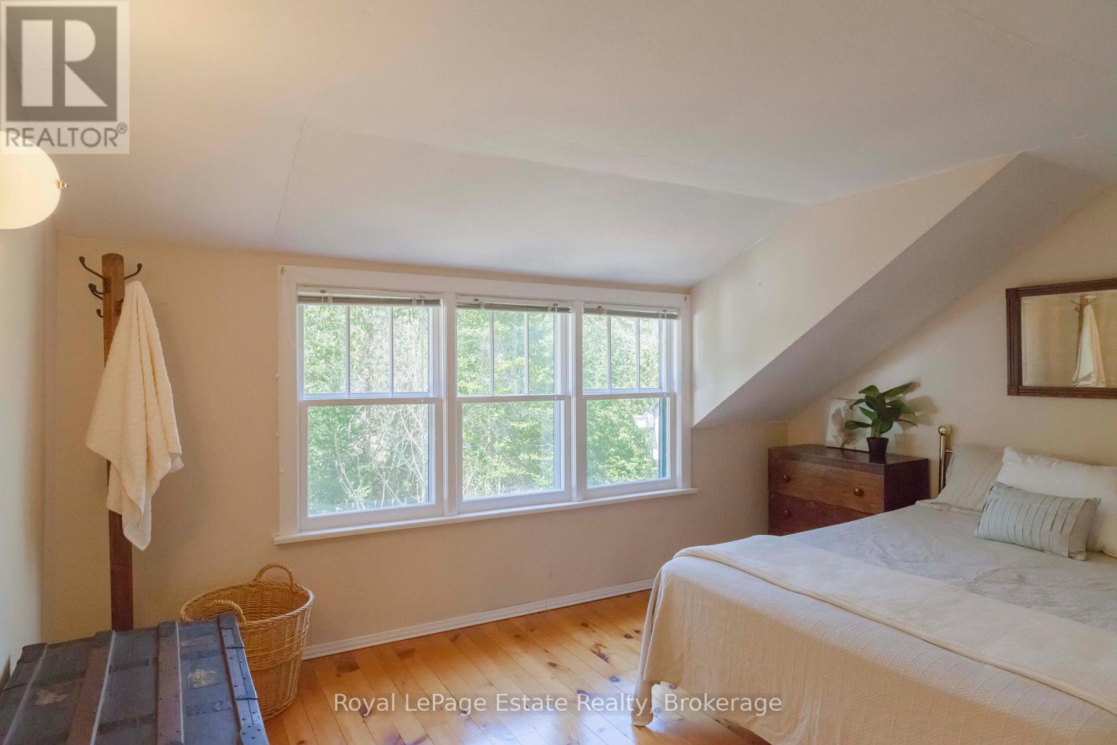 138 Third Avenue N, South Bruce Peninsula, Ontario  N0H 2G0 - Photo 25 - X13131906