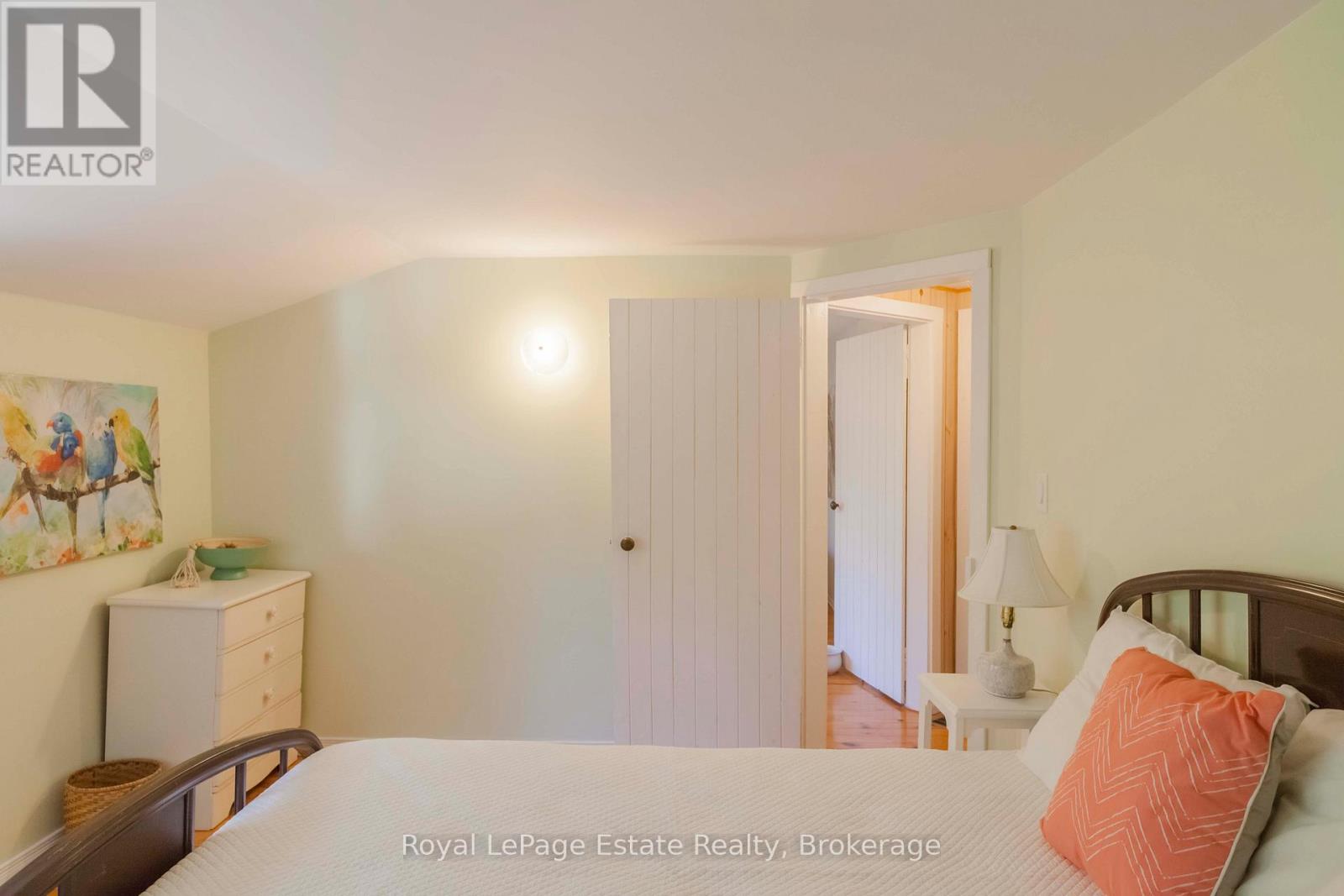 138 Third Avenue N, South Bruce Peninsula, Ontario  N0H 2G0 - Photo 28 - X13131906