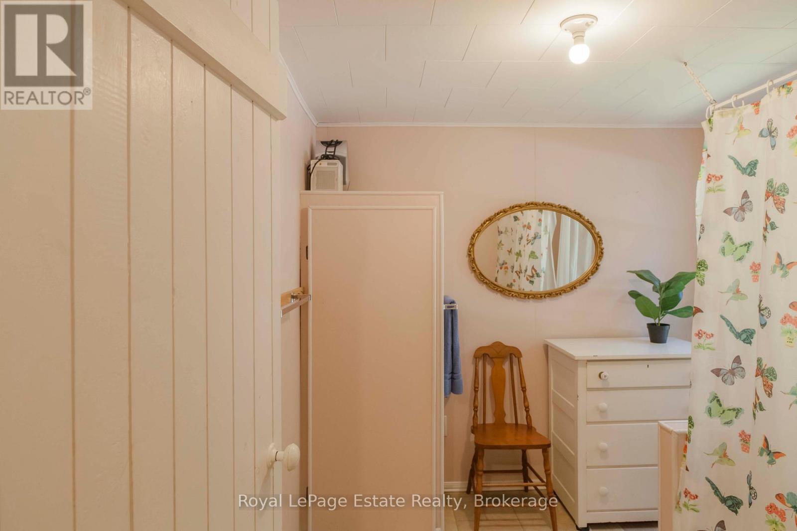 138 Third Avenue N, South Bruce Peninsula, Ontario  N0H 2G0 - Photo 37 - X13131906