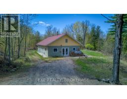 371 SHERBROOKE DRIVE, Tay Valley, Ontario
