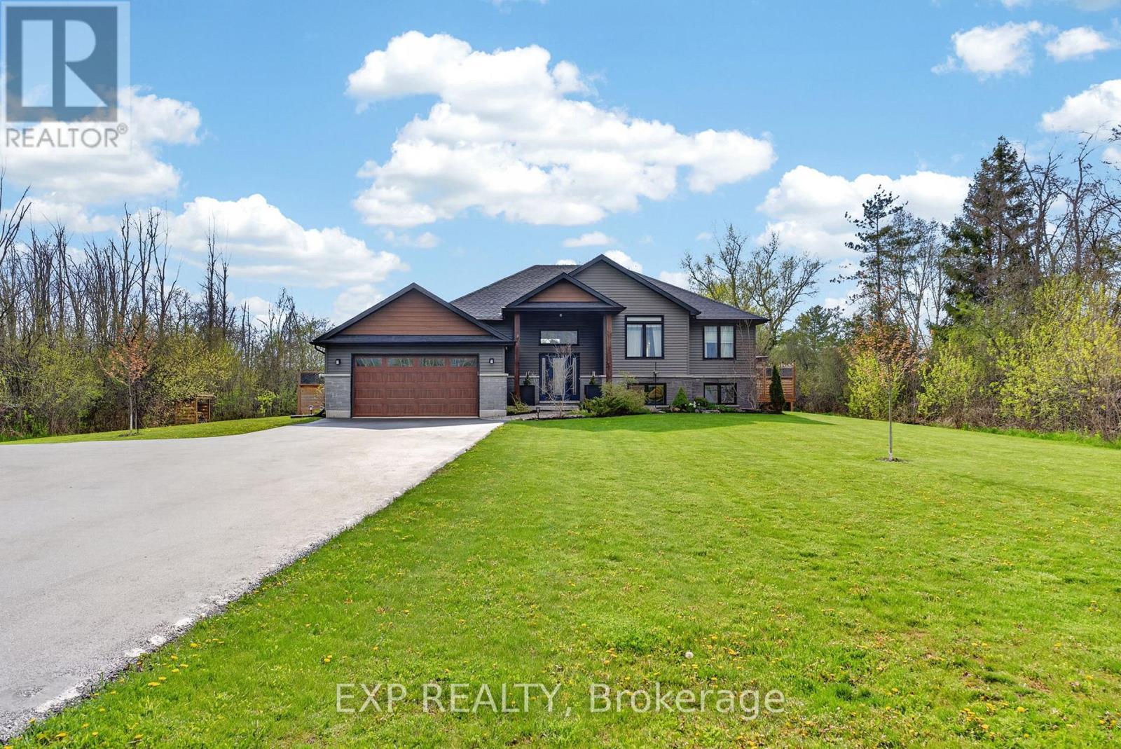 20109 LOYALIST PARKWAY, Prince Edward County, Ontario