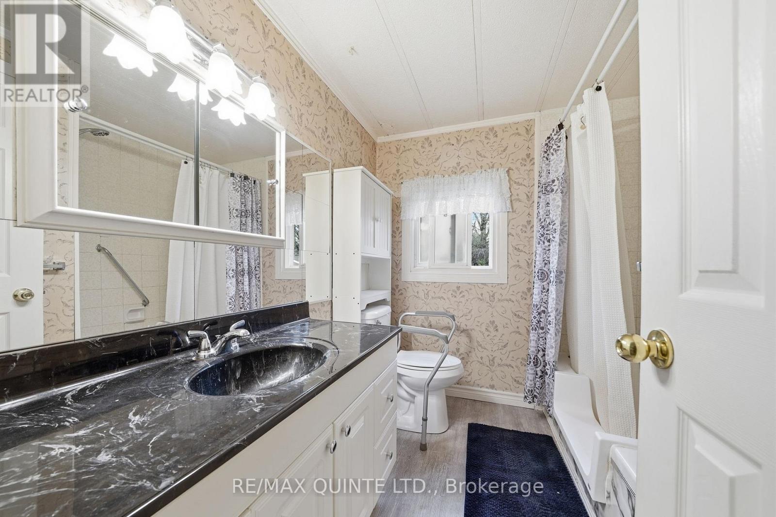 26 Linden Boulevard, Quinte West, Ontario  K8N 3M1 - Photo 15 - X13131946