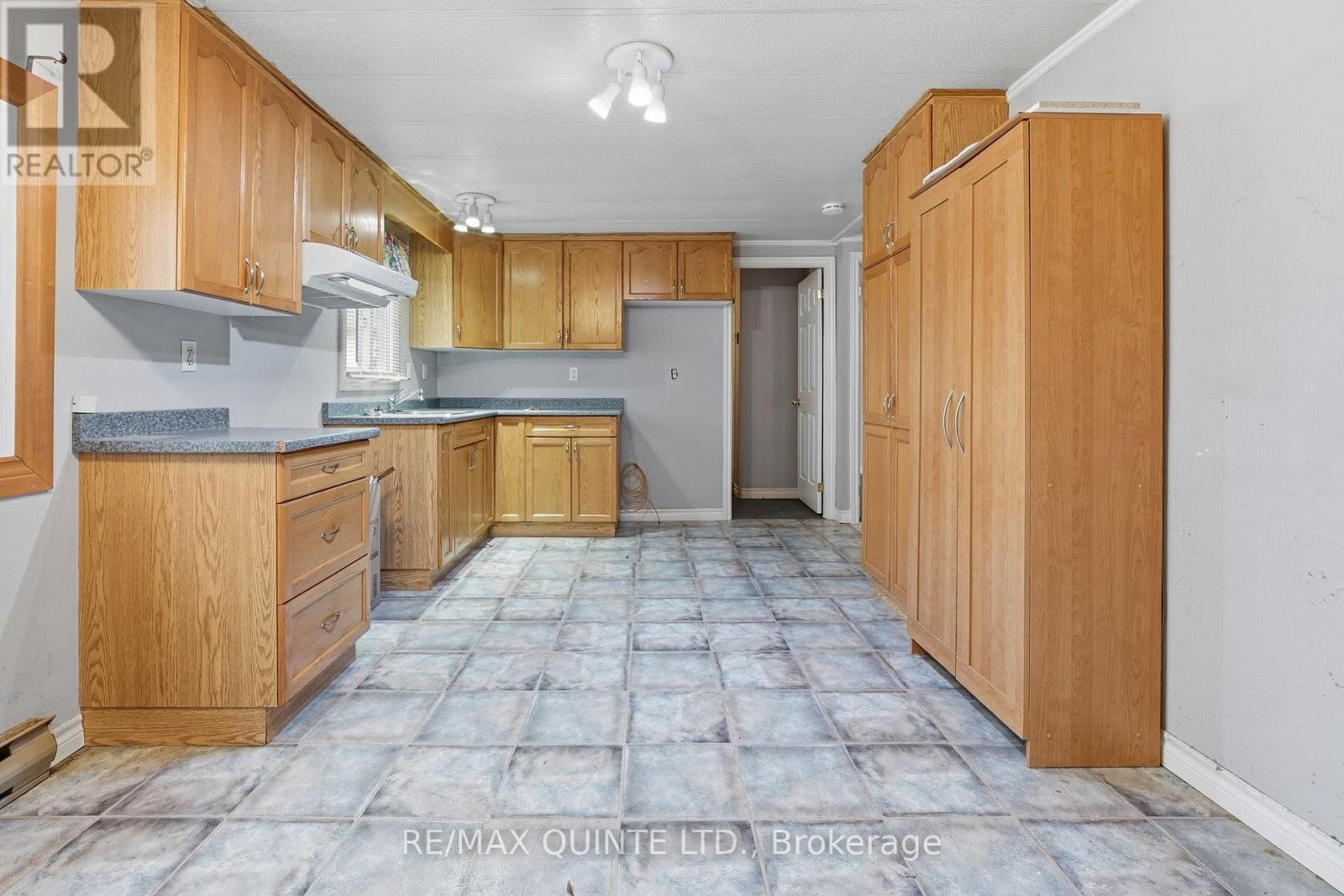 26 Linden Boulevard, Quinte West, Ontario  K8N 3M1 - Photo 6 - X13131946