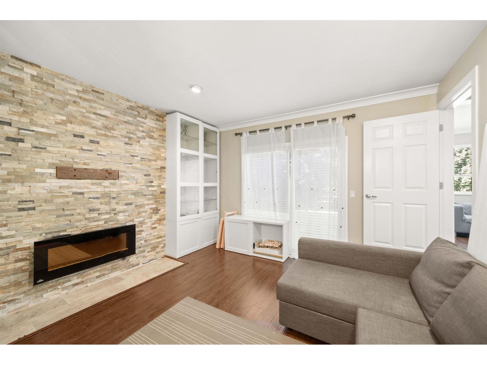 21558 86a Crescent, Langley, British Columbia  V1M 2E3 - Photo 11 - R3124099