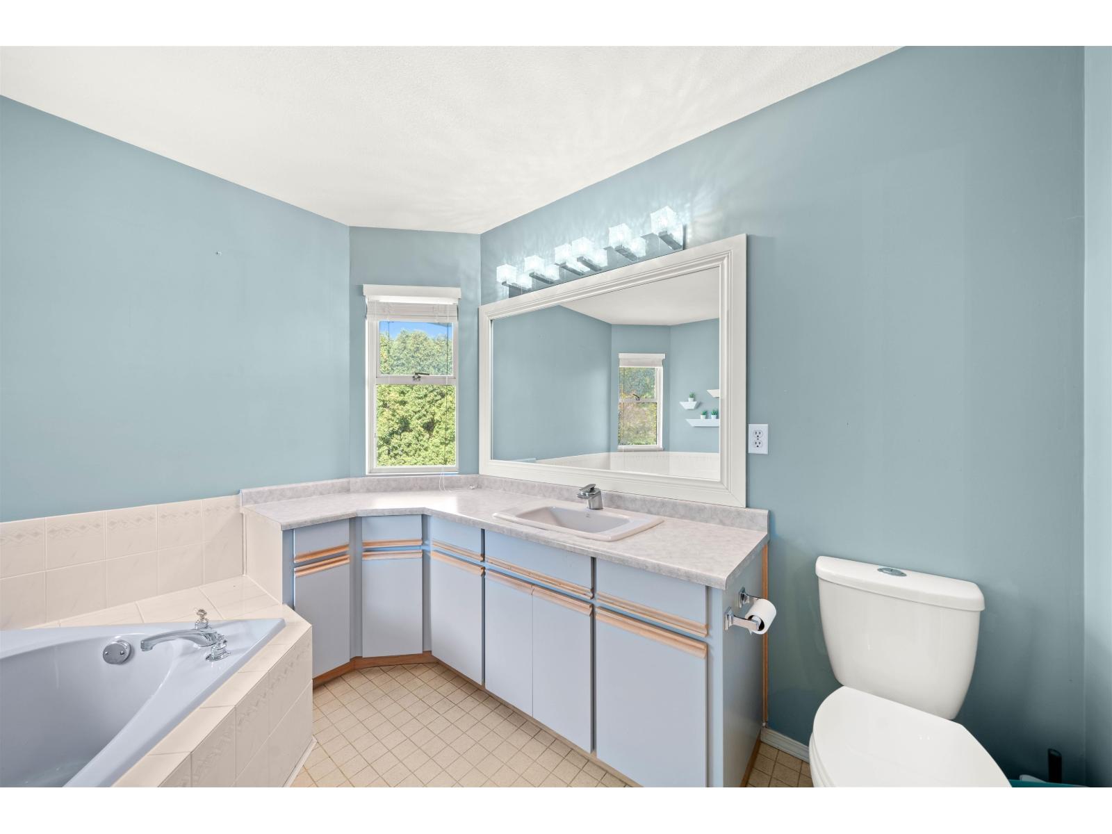 21558 86a Crescent, Langley, British Columbia  V1M 2E3 - Photo 17 - R3124099