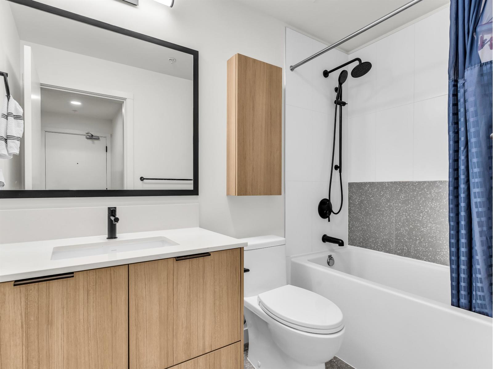 204 13439 94a Avenue, Surrey, British Columbia  V3V 0G9 - Photo 13 - R3124102