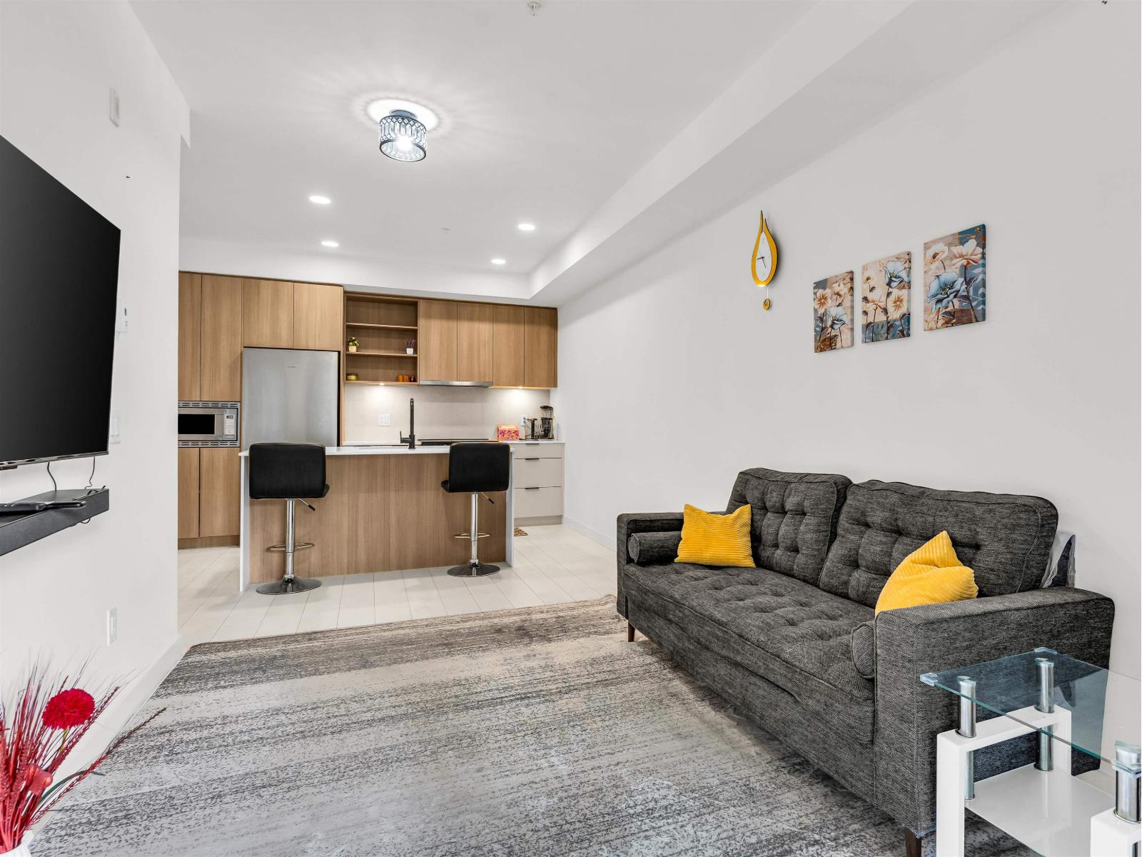 204 13439 94a Avenue, Surrey, British Columbia  V3V 0G9 - Photo 6 - R3124102