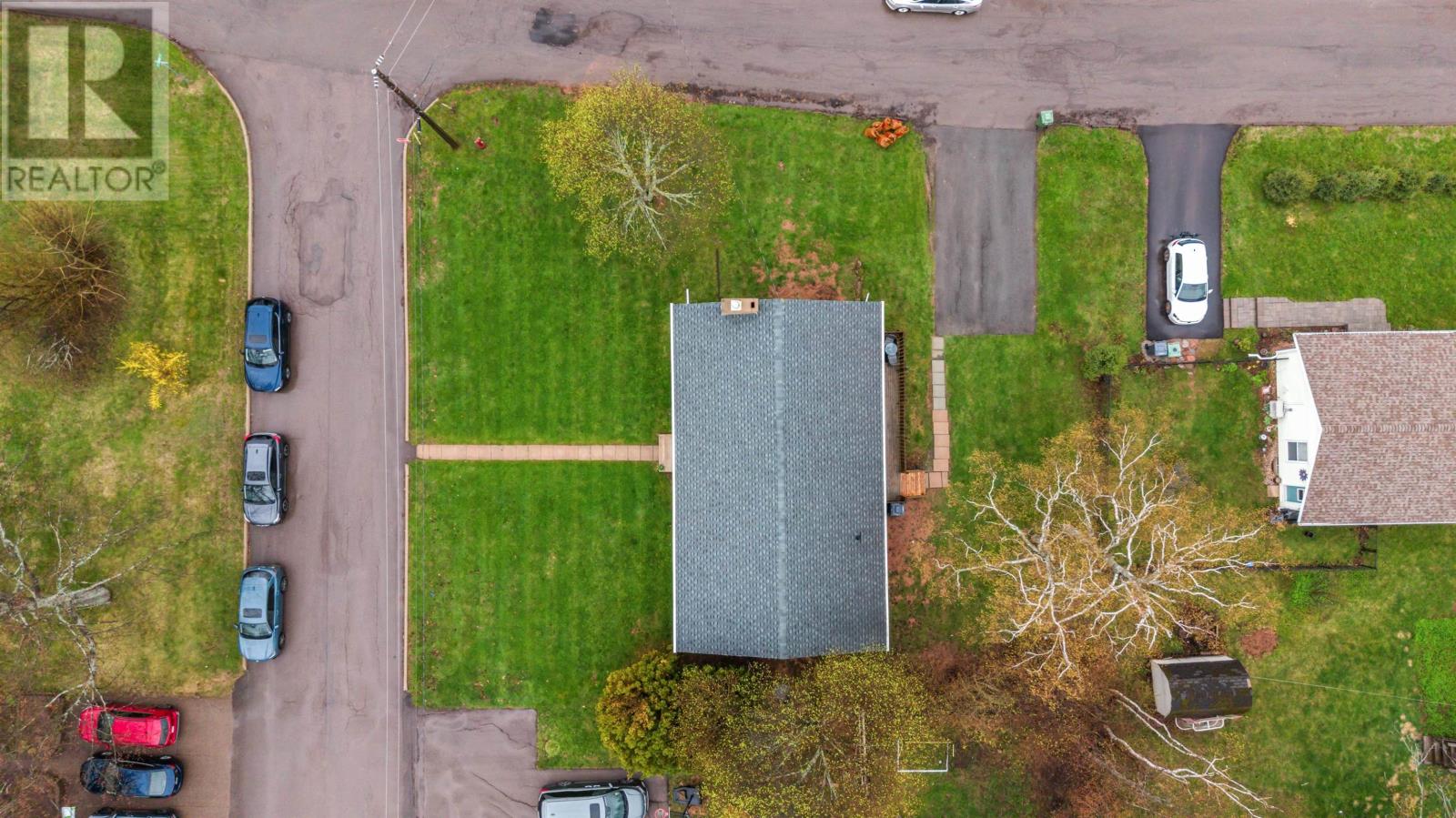 3 Hope Drive, Charlottetown, Prince Edward Island  C1A 7P9 - Photo 2 - 202610977