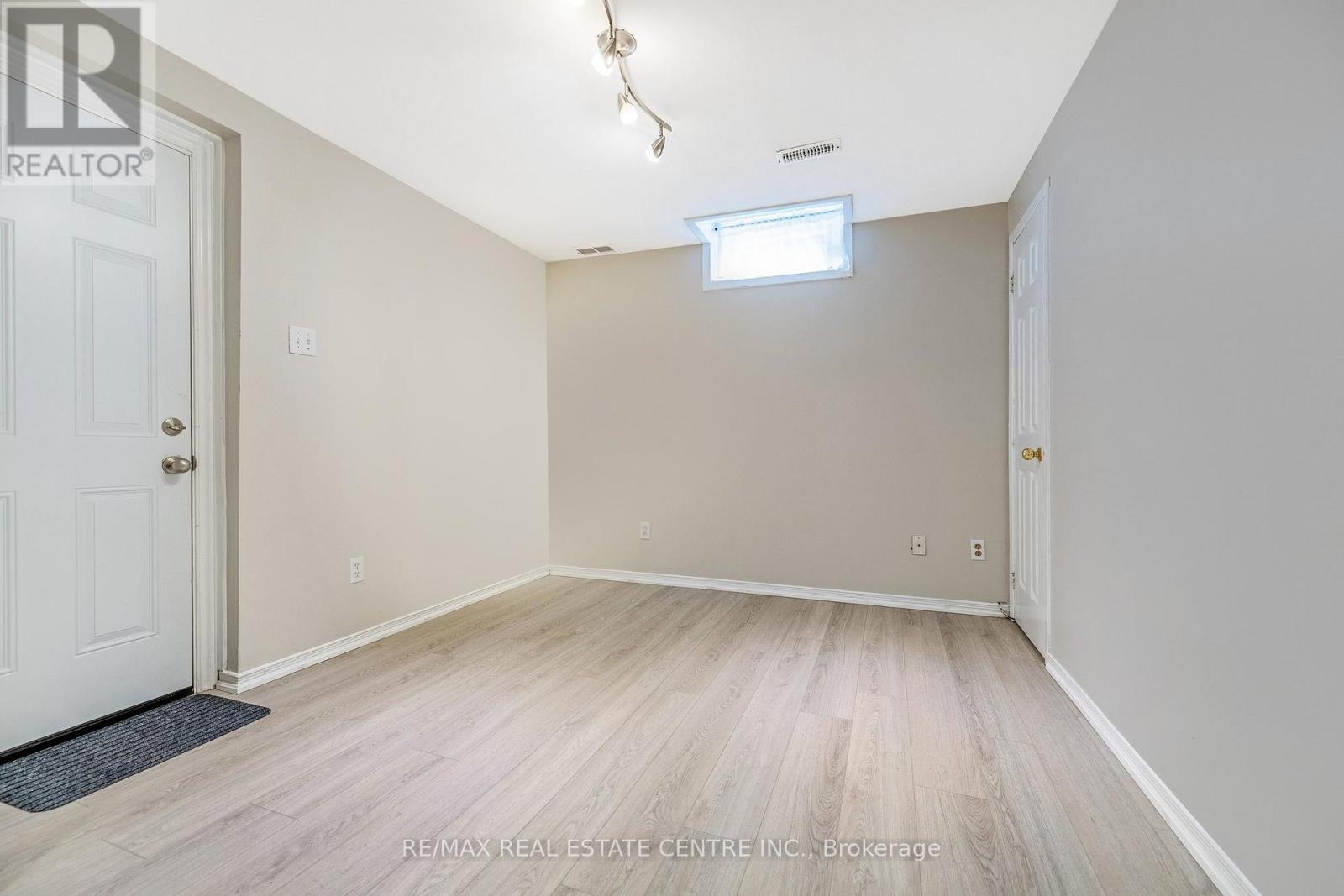48 Samuel Crescent, Halton Hills, Ontario  L7G 5H3 - Photo 31 - W13130692