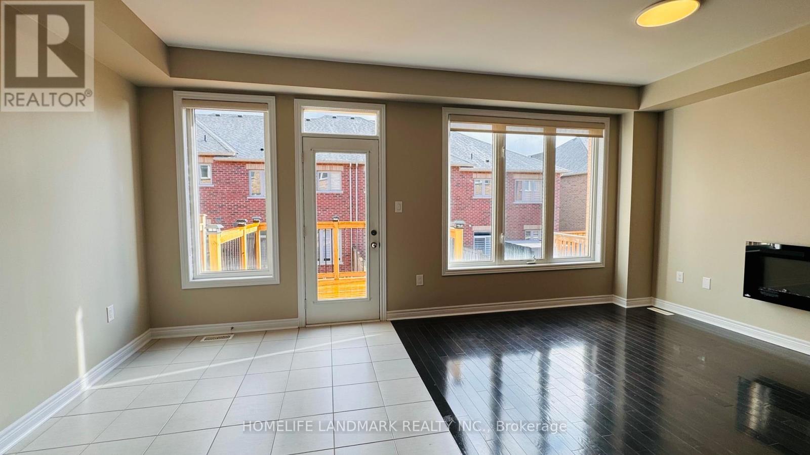 29 Gower Drive, Aurora, Ontario  L4G 0V9 - Photo 4 - N13017286