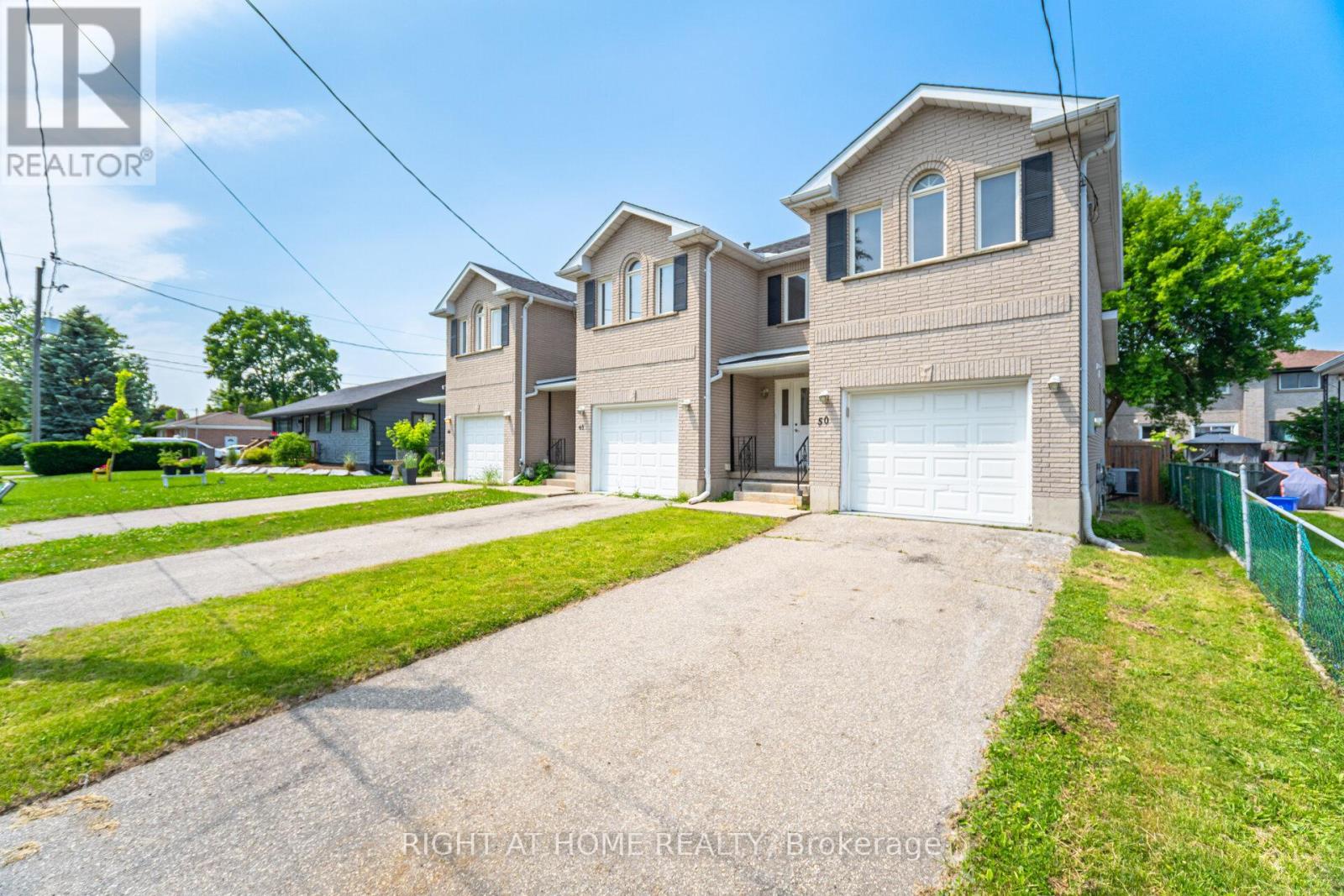 50 Albemarle Street, Brantford, Ontario  N3S 4N6 - Photo 3 - X12863996