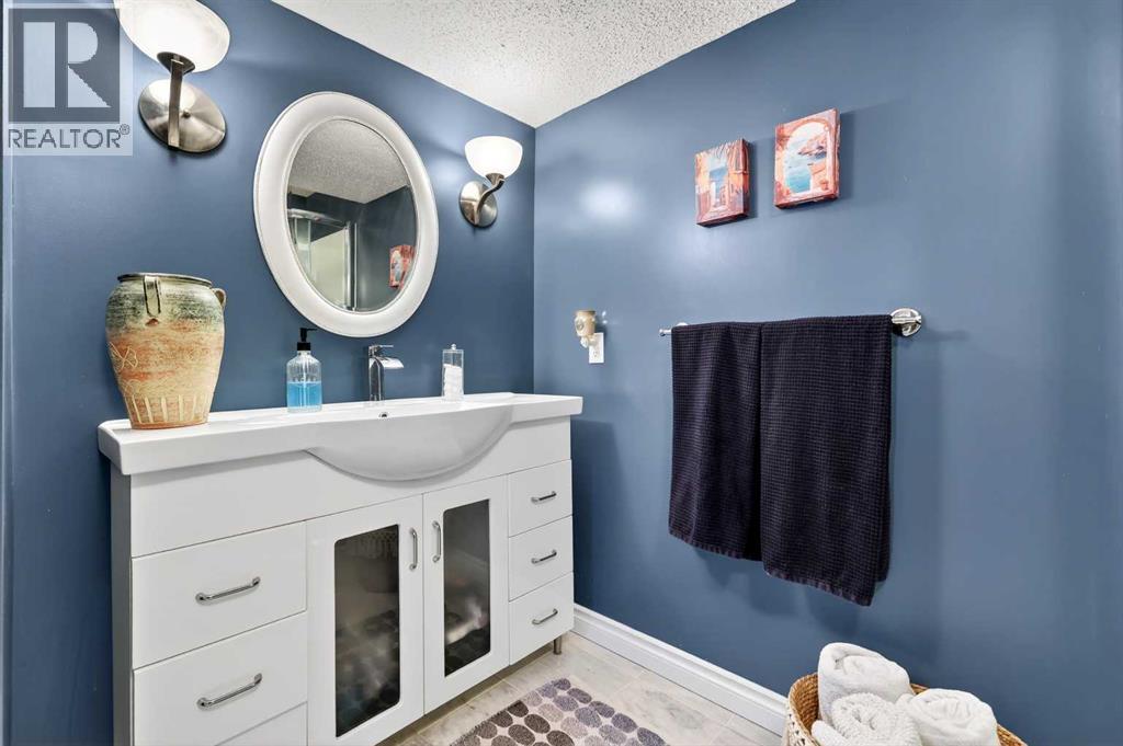 37 Shawbrooke Manor Sw, Calgary, Alberta  T2Y 3L7 - Photo 45 - A2310690